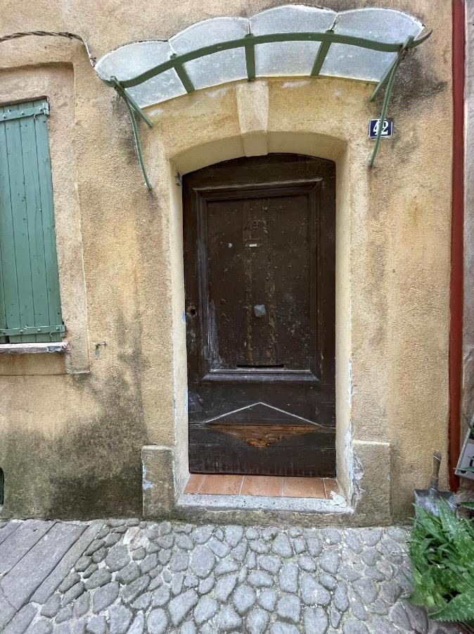 Petit Cocon Au Coeur Du Centre Historique Apartment Biot Bagian luar foto